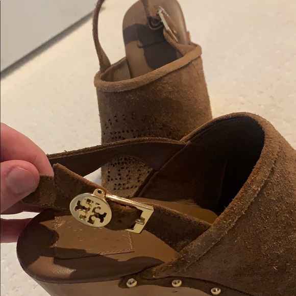 Fabulous and Funky TORY BURCH high heeled clogs - Picture 3 of 8